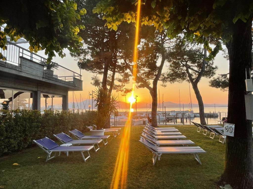 Villaggio Turistico Dei Tigli Padenghe sul Garda Exterior photo